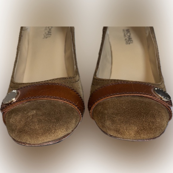 Michael Michael Kors | Brown Suede Pumps | Wooden Heel & Logo Strap | 8.5M - Picture 5 of 11